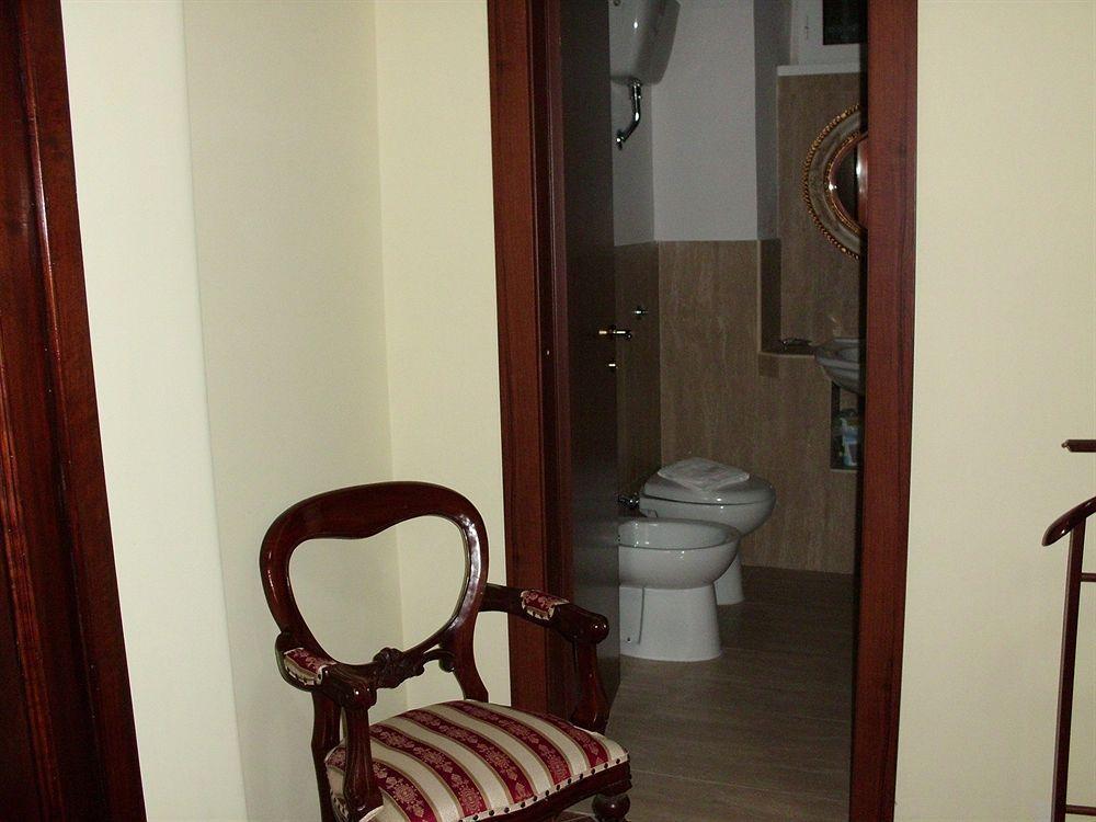 Ermes Relais Bed & Breakfast Rome Bagian luar foto